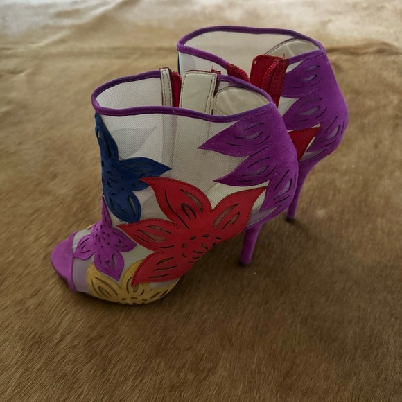 Jessica Simpson Mesh Peep Toe Bootie Size 8 - Picture 7 of 8